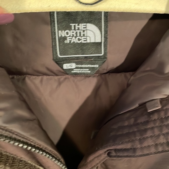 North Face winter coat - Picture 5 of 8